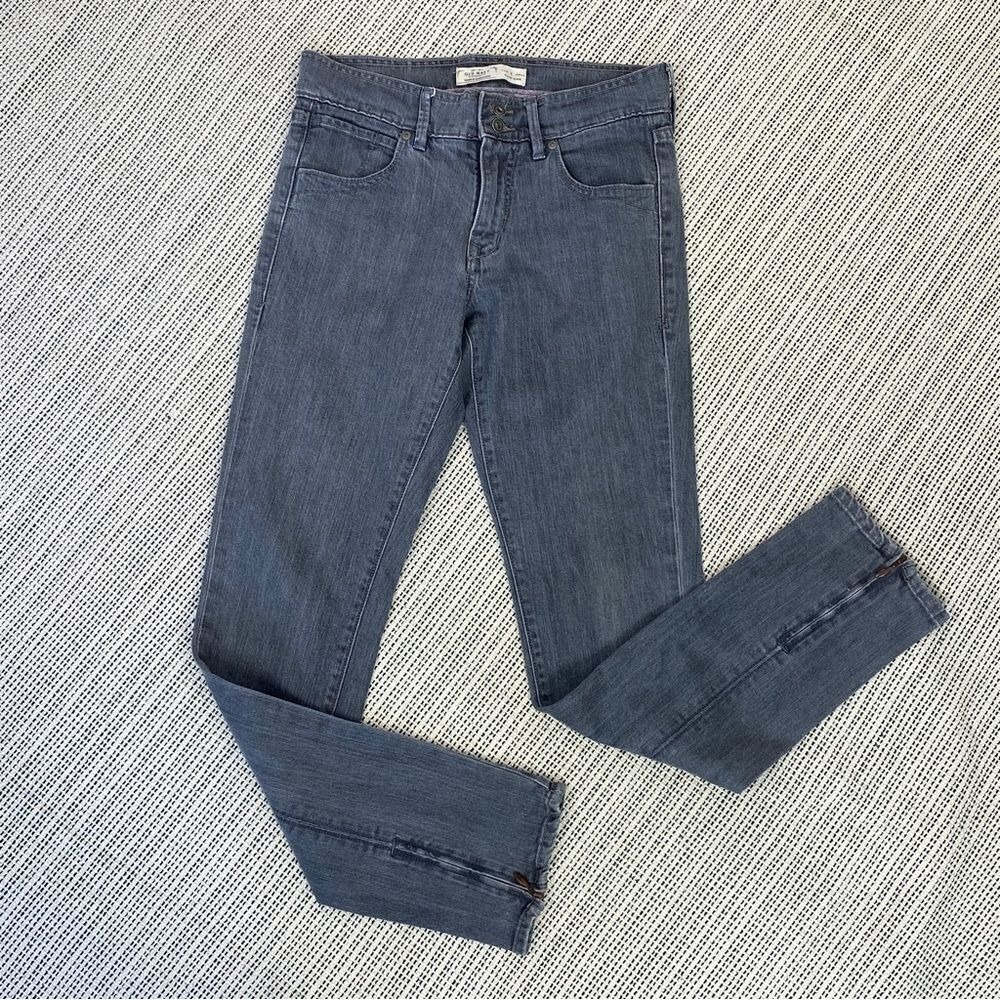 Old‎ Navy High Rise Back Ankle Zip Skinny Jeans Gray 4